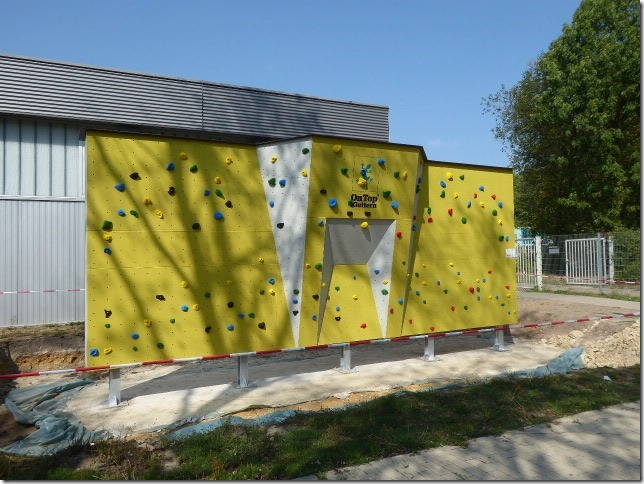 Boulderwand für den Schulhof der Otto-Hahn-Schulen
